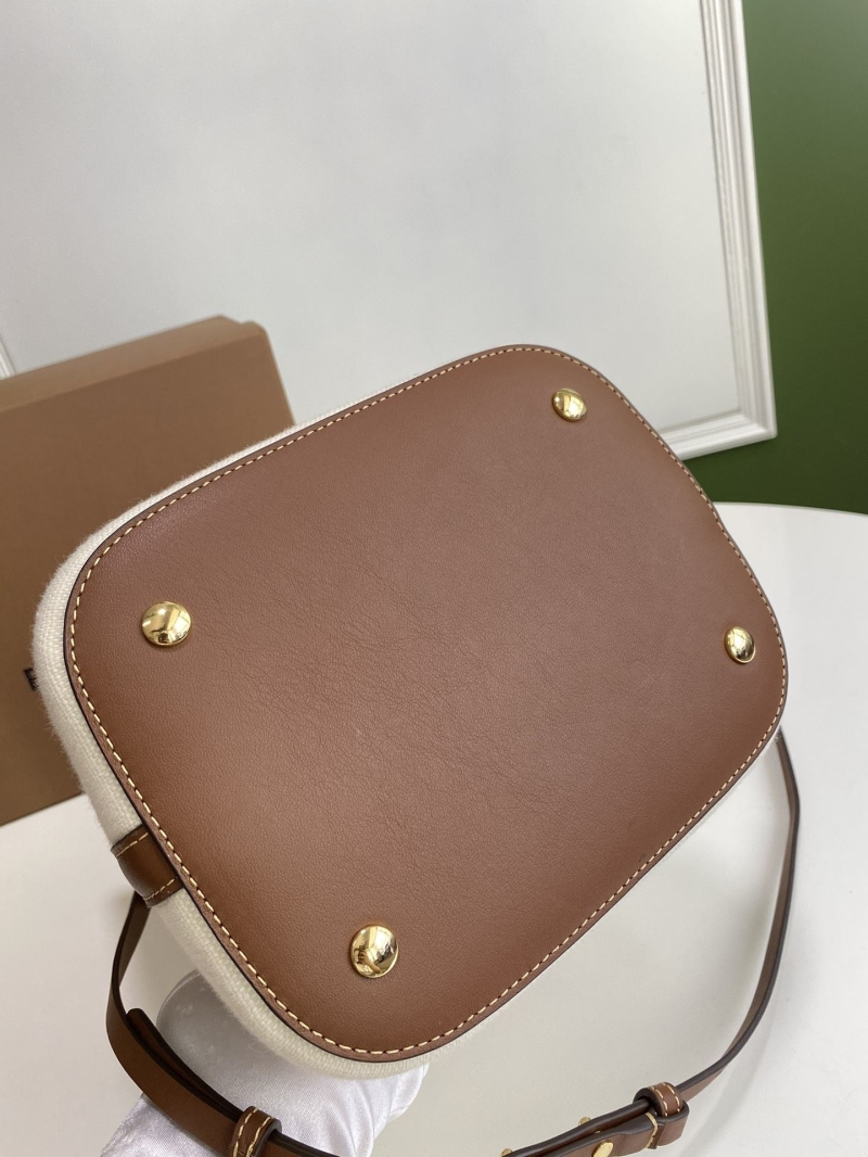 Bv*b*rry hobo bags